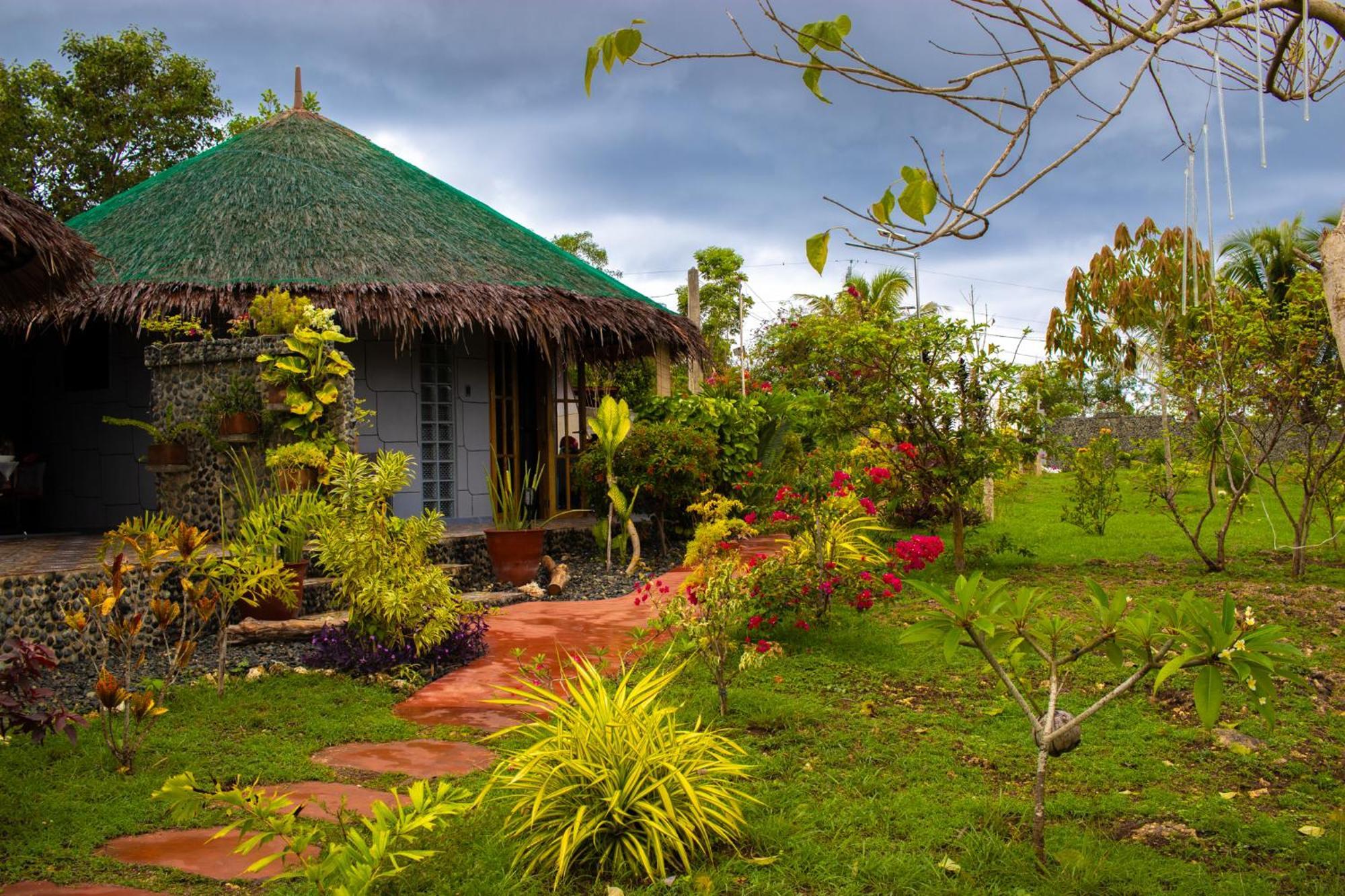 Rhenmart-Inn Siquijor Exterior photo